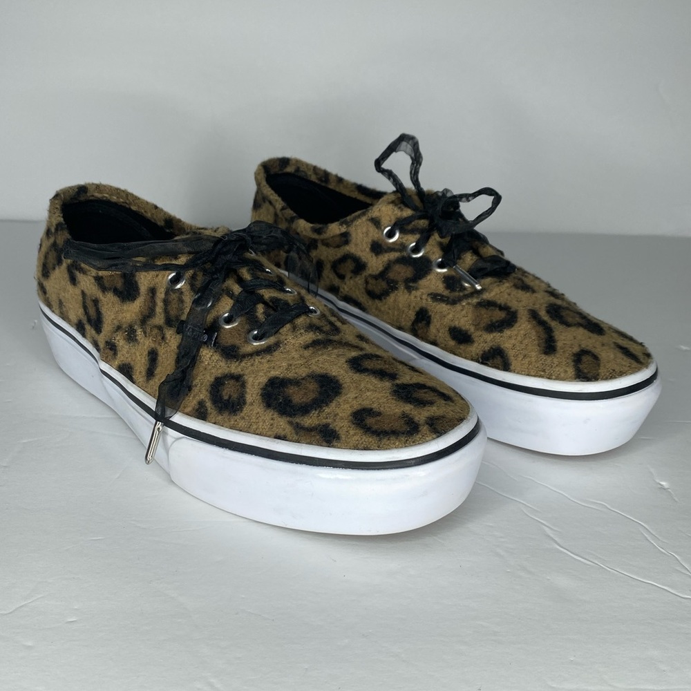Vans Authentic Platform Brown Fuzzy Leopard Lace Up 2.0 Shoes Size 10 US 7.5 UK